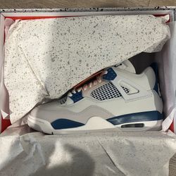 Jordan 4 Size 9