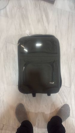 Small luggage rolling carry on