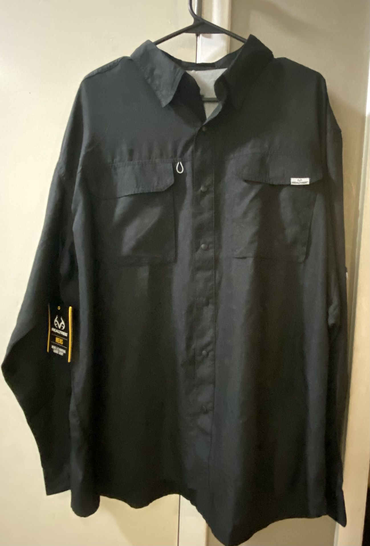 RealTree Black Long Sleeved Fishing Shirt 