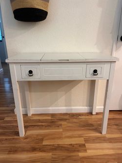 Vanity white with mirror and drawers