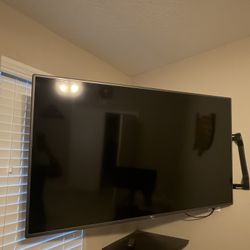 LG 55 inch TV