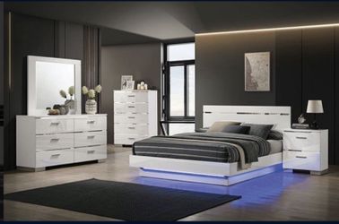 Modern Bedroom Set 