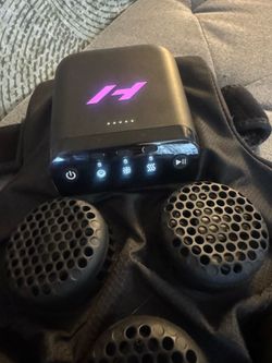 Hyperice X2 Shoulder / Knee Compression Massage Brace