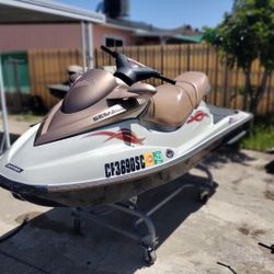 2004 GTI LE FUELINJECTED LEGAL ON ALL LAKES 2004 GTI LE 3 SEATER NEW MOTOR 00 HOURS 2004 SEADOO GTI LE FUELINJECTED