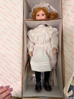 American Girl Bridget Quinn "Her Own Story" Doll – Georgetown Collection – In Original Box