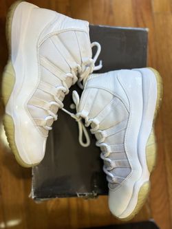 Air Jordan 11 Retro Silver Anniversary White white Size 8 for Sale in The Bronx NY OfferUp