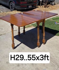 Vintage DropLeaf Gate Leg Dining Table