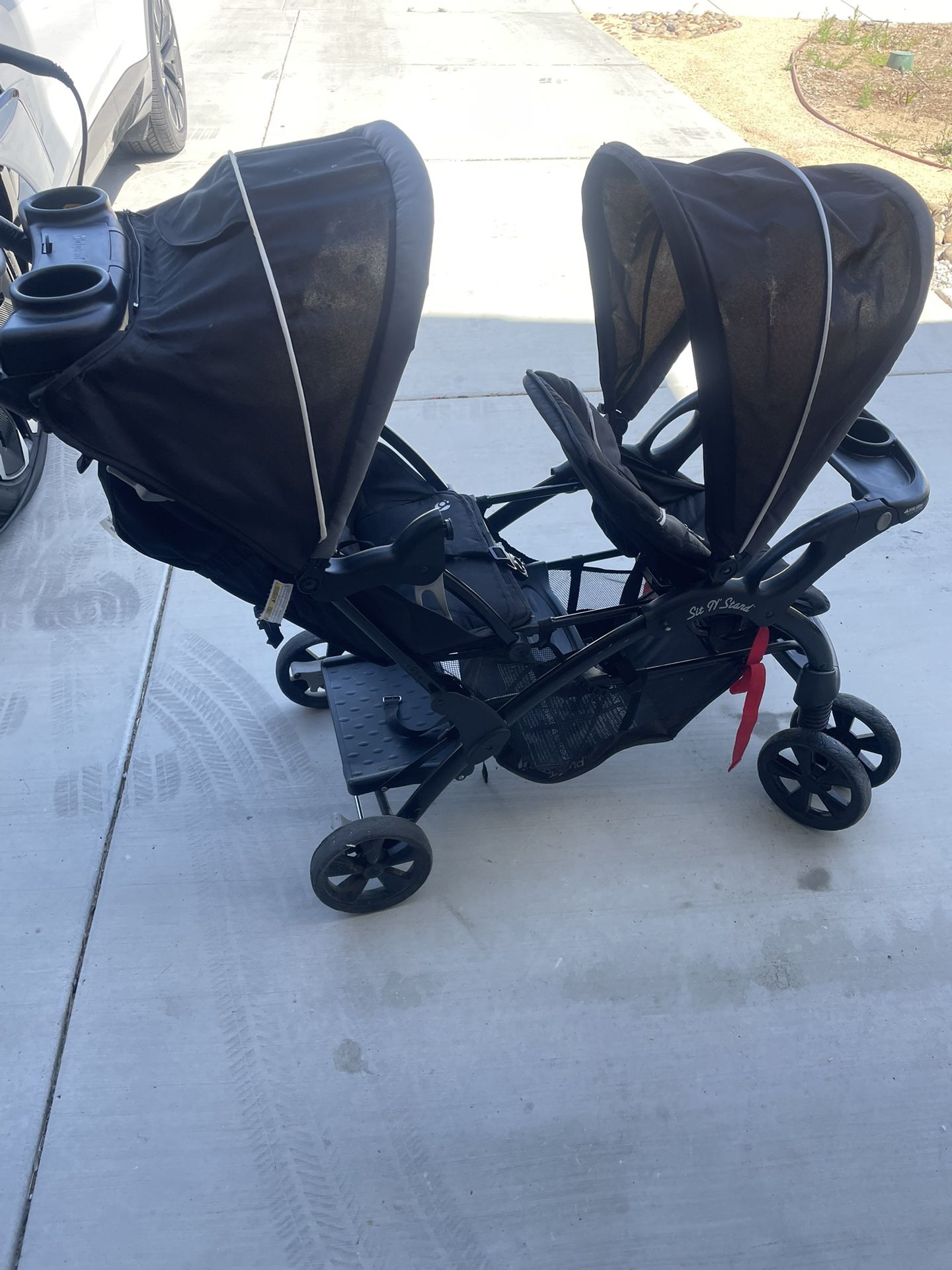 Free Baby Double stroller
