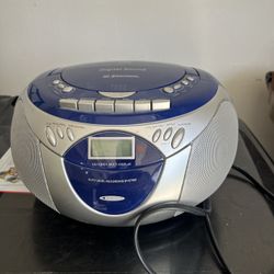 Emerson AM FM Stereo CD and Cassette Player 
