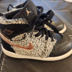 Nike Jordan children Size 8