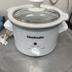 This item is a Chefmate SC-15 1.5 Quart Slow Cooker.