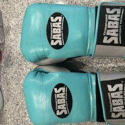Sabas Spar/ Bag Gloves 16 Oz 