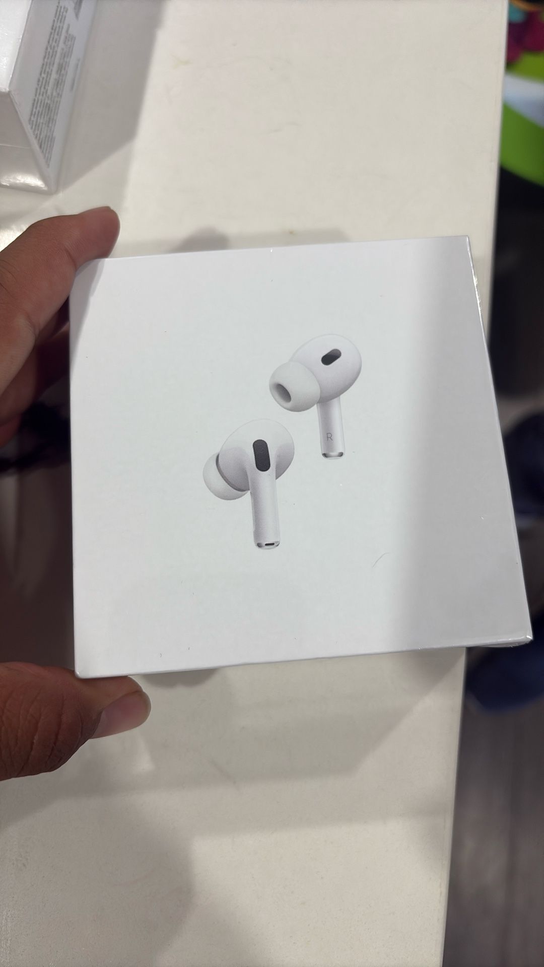 AirPods Gen 2