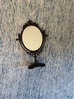 Vintage style  Oval Vanity Mirror on pedestal