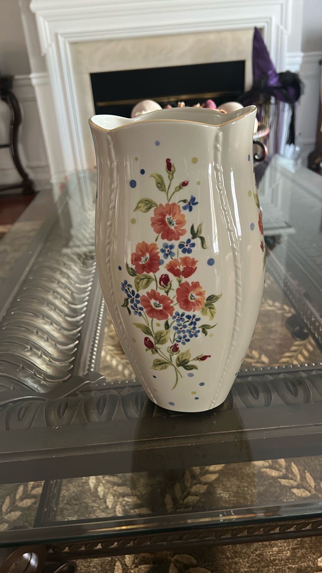 New in Box Lennox Forget Me Not Large Vase
