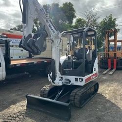 EXCAVATOR MINI BOBCAT 325G