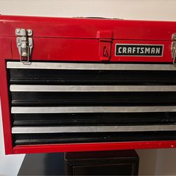 Clean Craftmans 4 drawer toolbox