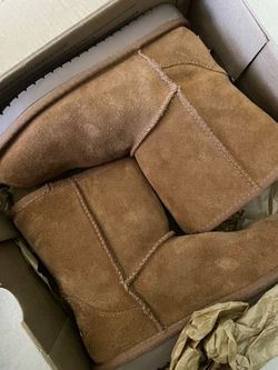 Kookaburra by UGG girl boot size 2 us