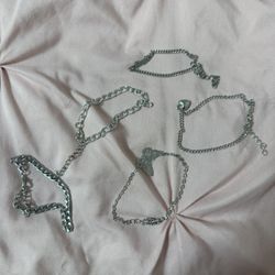 Set Of 5 Bracelets 