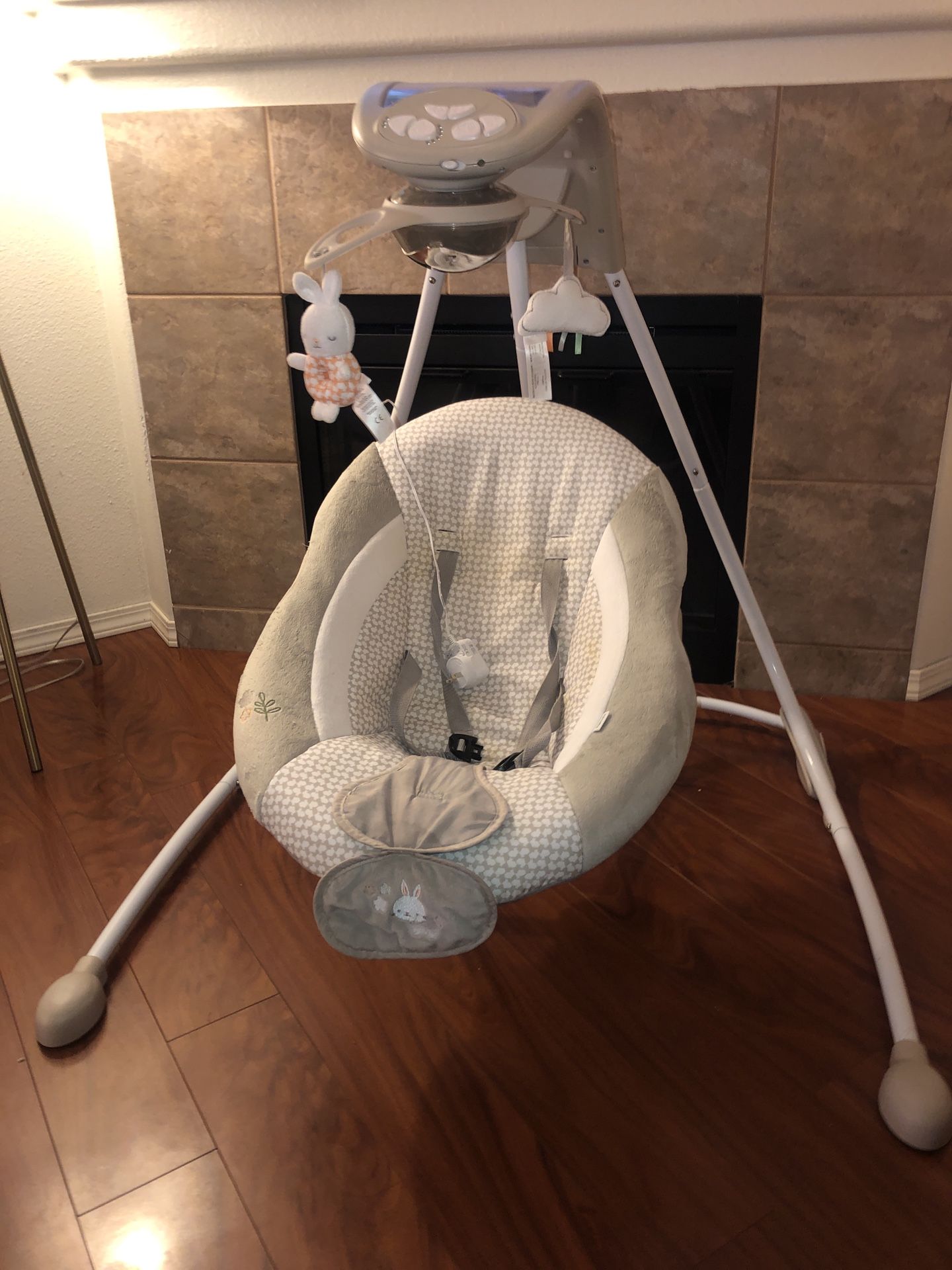 Ingenuity Inlighten Cradling Swing