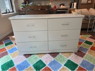 Modern White Six-Drawer Dresser