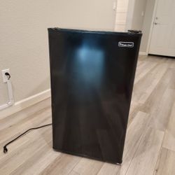 Practically NEW Mini Fridge