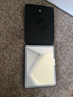 Portable mirror LED