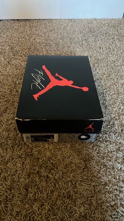 Jordan 4 Red Thunder Size 5