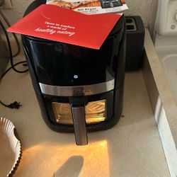 Gourmia 6 quart Digital Window Air Fryer (plus Baking🍖🍗🥩🥓🥟🍤🍥🍽️🍴🥢🥡🥔🧅🧄🫑, Roasting, Reheating, Warming, Dehydrating) Never Been Used/New !