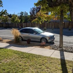 BMW 325i 