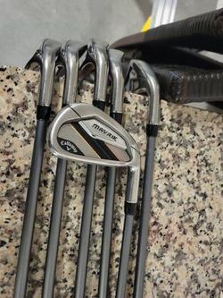Callaway Mavrik irons 6- a wedge reg flex Graphite shafts