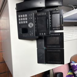 21 Grand Stream VoIP Phones 