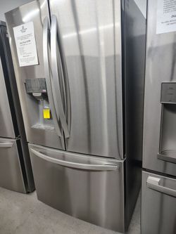 $1399(MSRP$3099, Save$1401) LG French 3 Door Refrigerator With Craft Ice and Slim Space Ice Maker