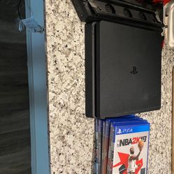 PS4 Pro 2TB