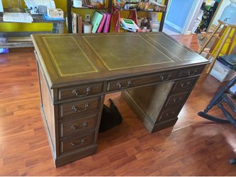 Work desk