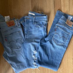 Levis 