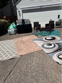 Moving sale