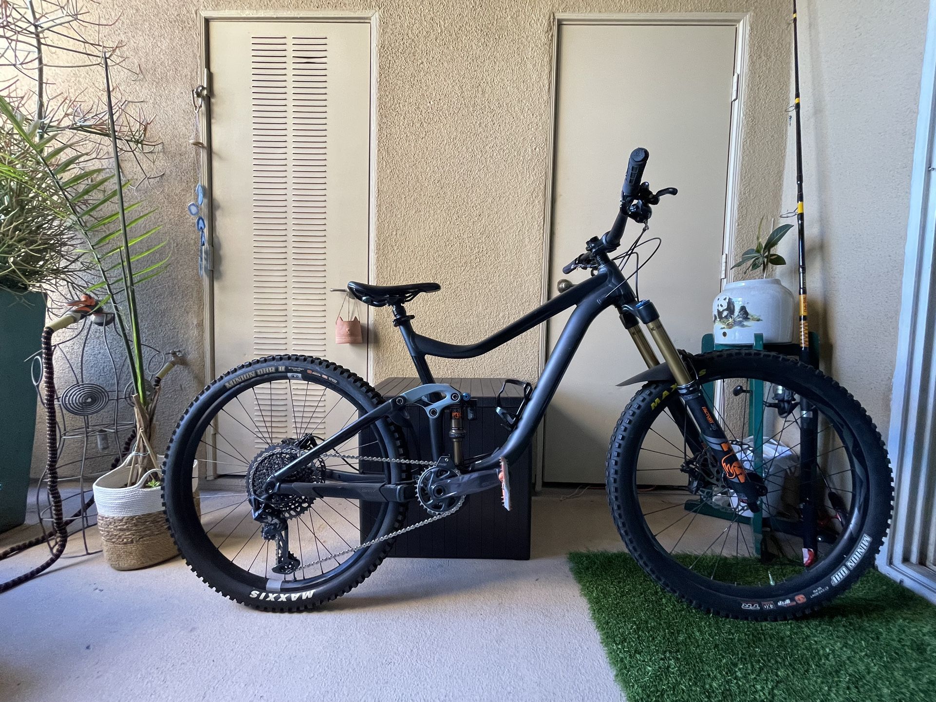 2019 Giant Reign 2 (Large)