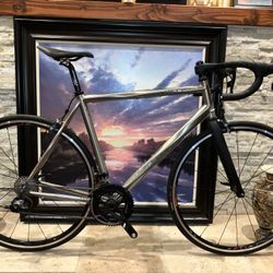 Brand New Lynskey Titanium Helix Pro Road Bike