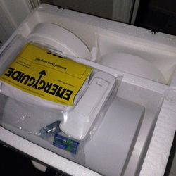 Portable air conditioner. Brand new