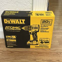 DEWALT ATOMIC COMPACT SERIES 20V MAX Brushless 1/2 in. Drill/Driver Kit (DCD794D1)