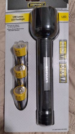Brand New Defiant Flashlight 🔦