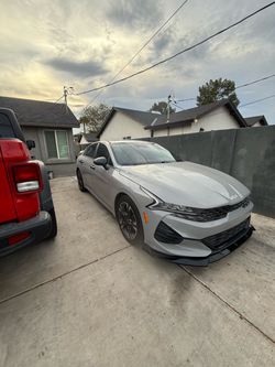 2022 KIA K5