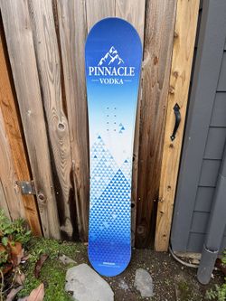 Pinnacle Snowboard - Advertising - 155cm