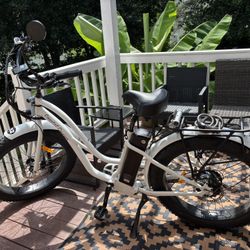COASTAL CRUISER BIKE Fat Tire Step Thru 26x4 - 52v Beach Cruiser Electric Bike