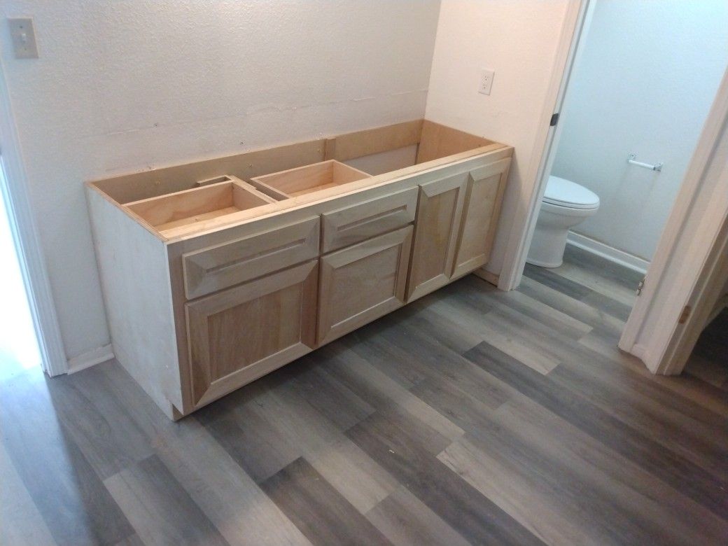 kitchen cabinets and furniture builds