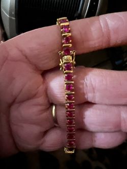 Women’s Pink Tennis Bracelet 