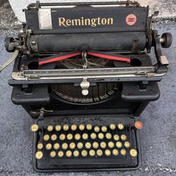 Beautiful Antique Typewriter Remington, Needs Cleaning