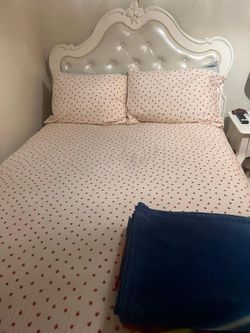 White Full Bed, Mattres & Nigthstand