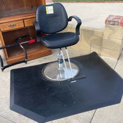 Hairdressing Chair And Mat 